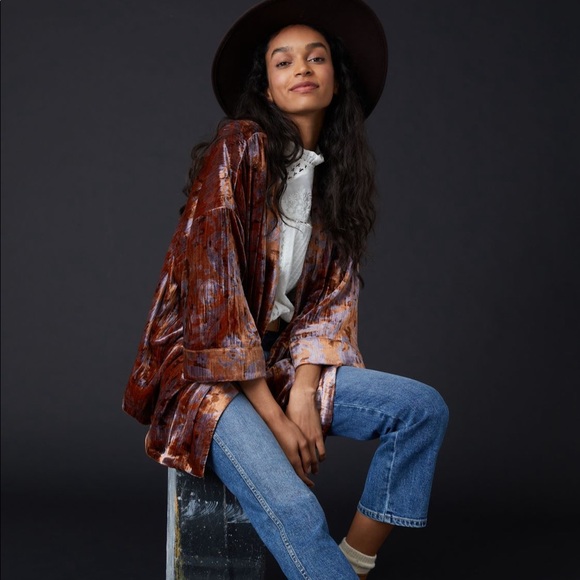Anthropologie Other - Anthropologie Esme Velvet Kimono Jacket size large